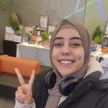 Babysitter in Jeju City: Hinda