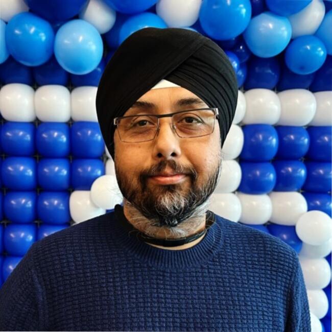 Babysitting job in Lucknow: Rajinder