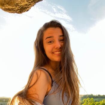 Babysitter in Hinterbrühl: Nina