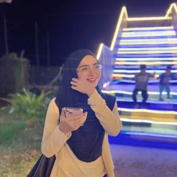 Pengasuh di Shah Alam: Hafsah