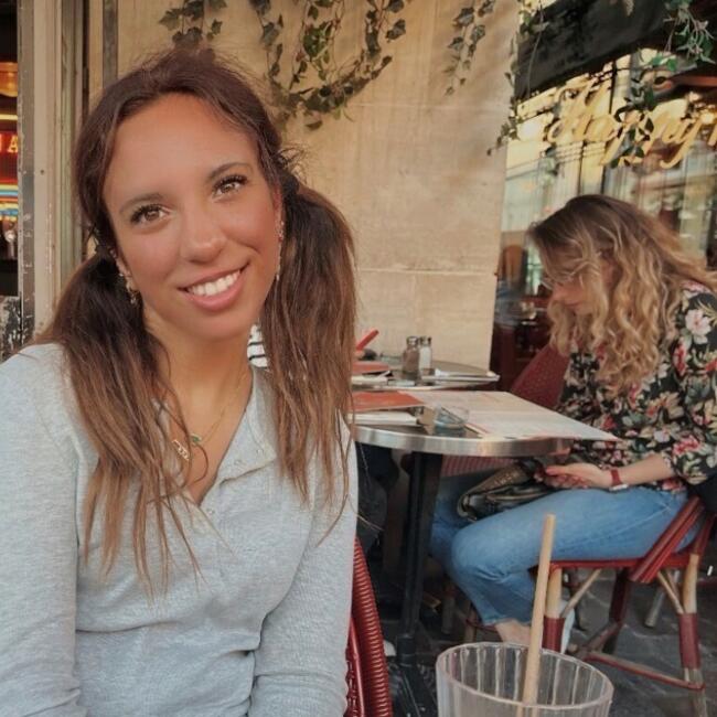 Babysitter in Woodbridge (Virginia): Maya