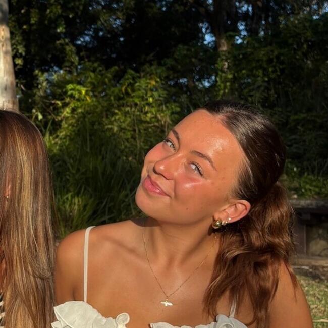 Babysitter in Gold Coast: Emelie