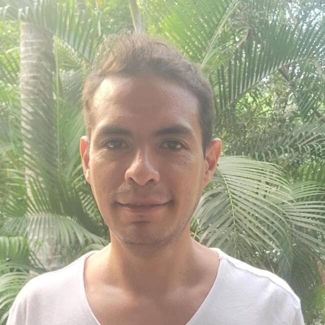 Niñera en Tulum: Jorge