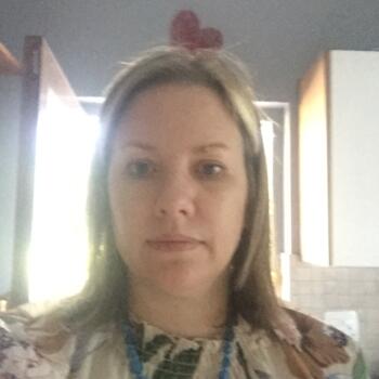 Babysitter in Adamstown: Janine