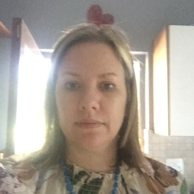 Babysitter in Adamstown: Janine