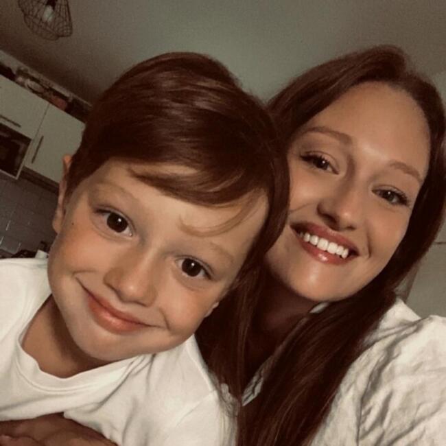 Job de garde d'enfants à Arles: Chloe