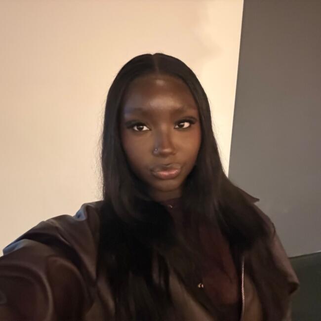 Babysitter in Argenteuil: Iva