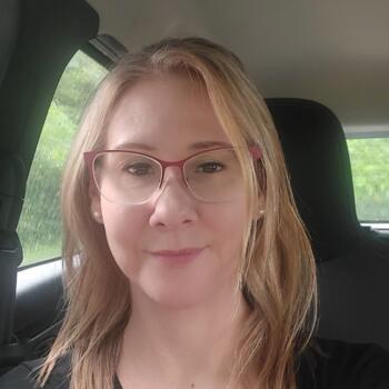 Babysitter Joinville: Tatiane