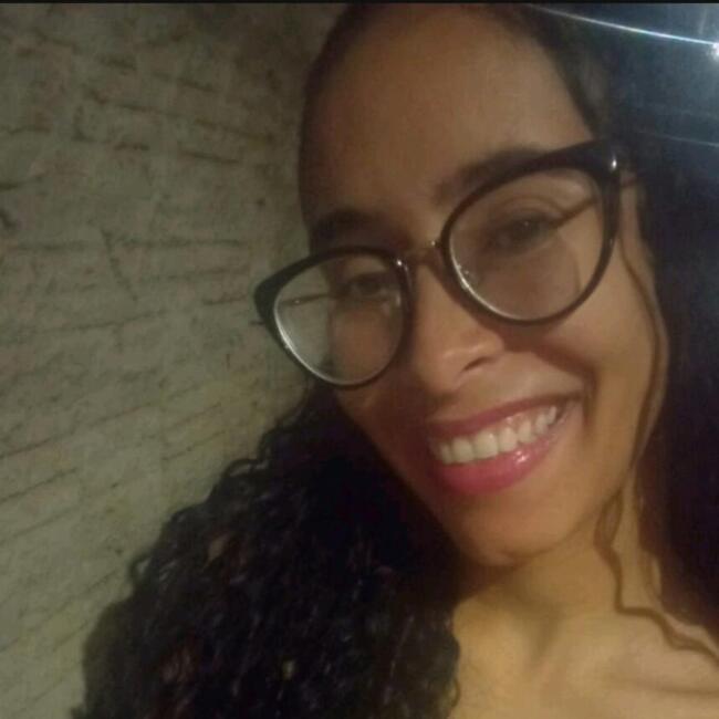 Babysitter in Montes Claros: Sara
