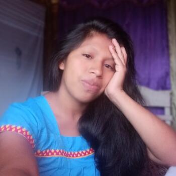 Niñera en Bugaba: Carolina moreno