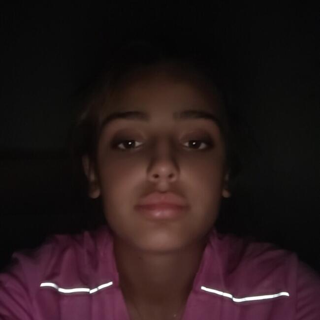 Babysitter in Argenteuil: Aliya