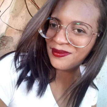 Babysitting job in Porto Velho: Larissa
