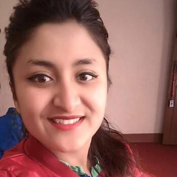 Nanny job in Almada: babysitting job Sumitra