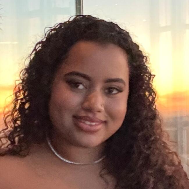 Babysitter in London: Jadah