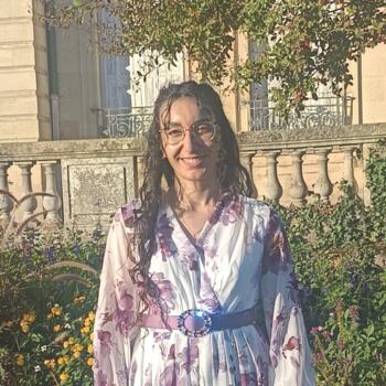 Babysitter in Saint-Sébastien-sur-Loire: Inès