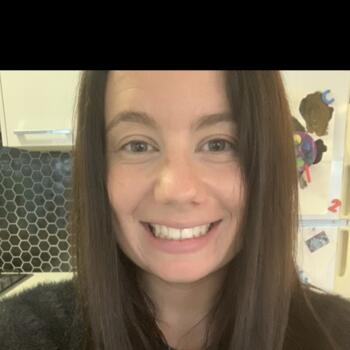 Babysitter in Geelong: Amy