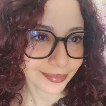 Babysitter in Charenton-le-Pont: Maissa