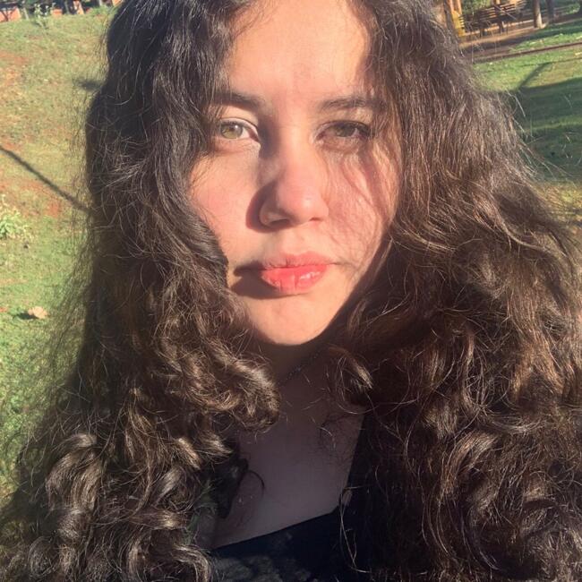 Babá em Lençóis Paulista: Juliana