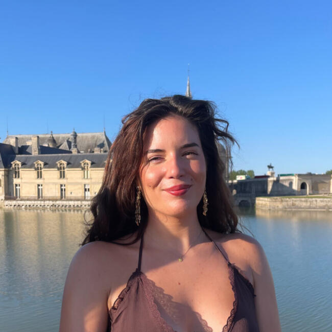 Babysitter in Gennevilliers: Chloé