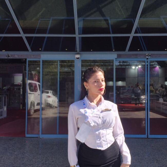 Antalya bölgesinde bebek bakıcısı: Aysel