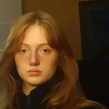 Baby-sitter in Boulogne-Billancourt: Alycia