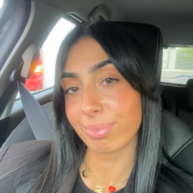 Babysitter in Montreuil: Délia