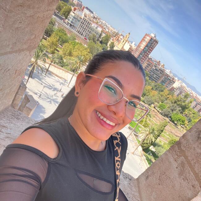 Niñera en Mislata: Brenda trinidad