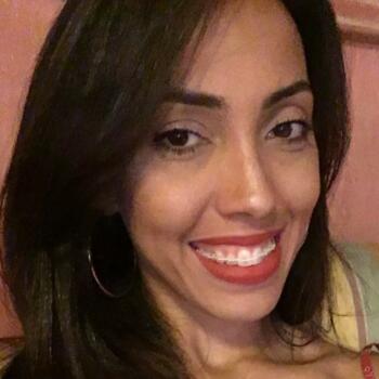 Baby-sitter in Ville-la-Grand: Ana