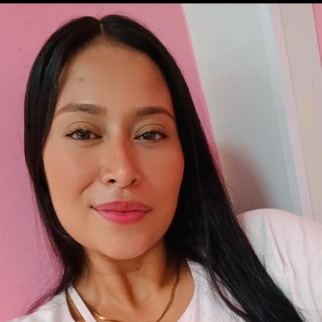 Niñera en Floridablanca: Angie Nathalia