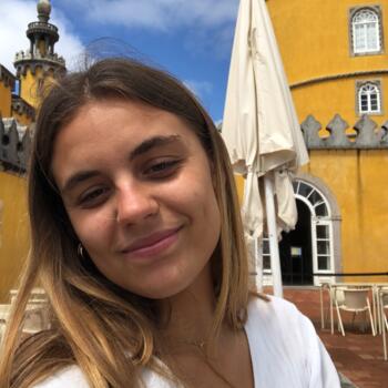 Babysitter in Brussel: Laia