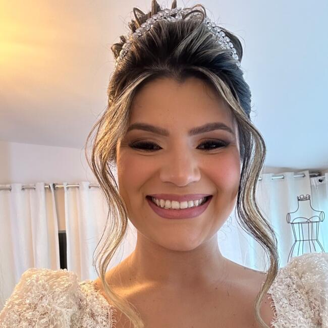 Babysitter em Coimbra: Lorrane