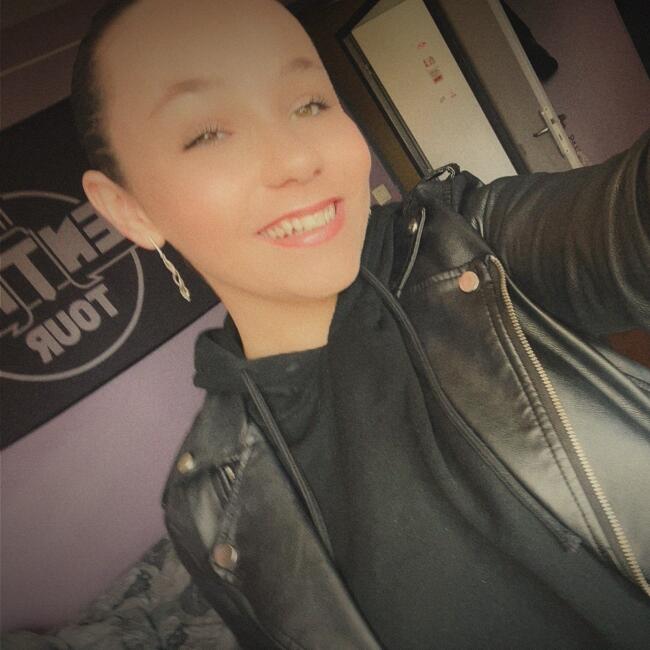 Babysitter in Épagny: Lola