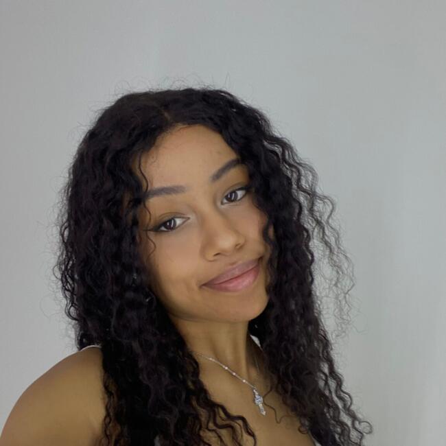 Babysitter in Rheinbach: Nyomi