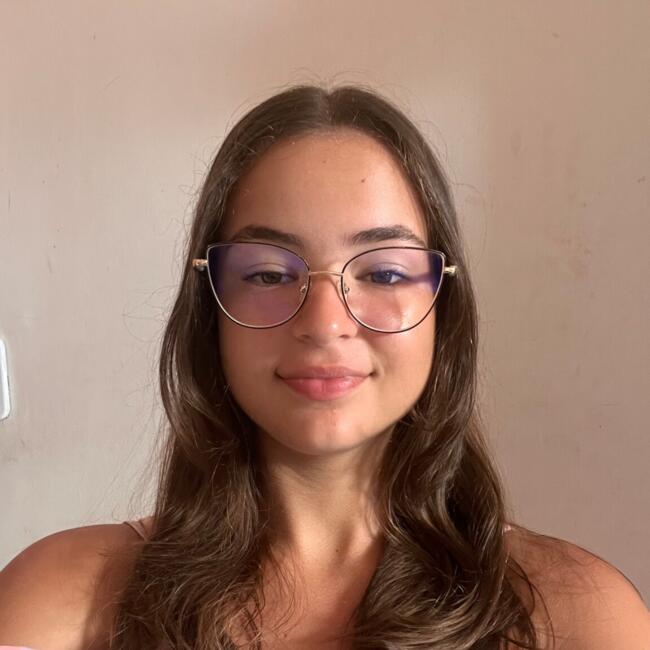 Babysitter in João Pessoa: Maria Heloiza