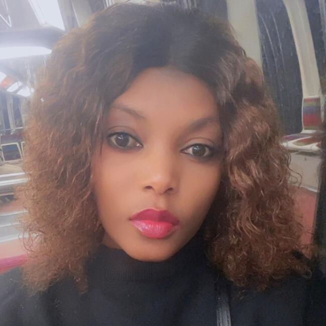 Nounou à Paris: Edwige
