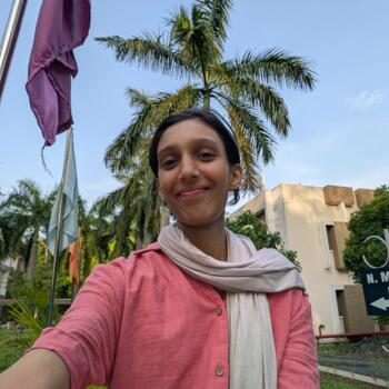 बेबीसिटर Ernākulam (State of Kerala): Mubeena