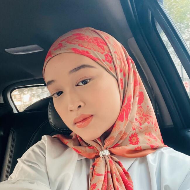 新加坡的保母职缺: Dalillah