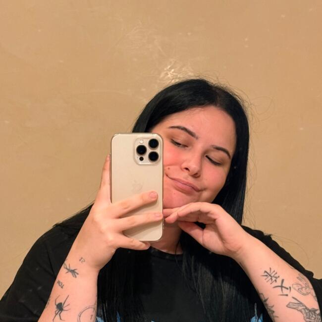 Babysitter a Bedizzole: Camilla