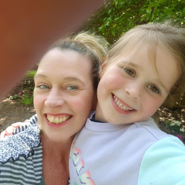 Babysitter in Hastings: Tina