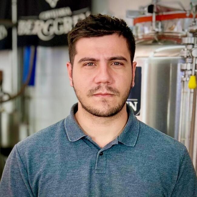 Babysitting job in Piracicaba: Giovane