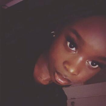 Babysitter in Rouen: Nnaissata