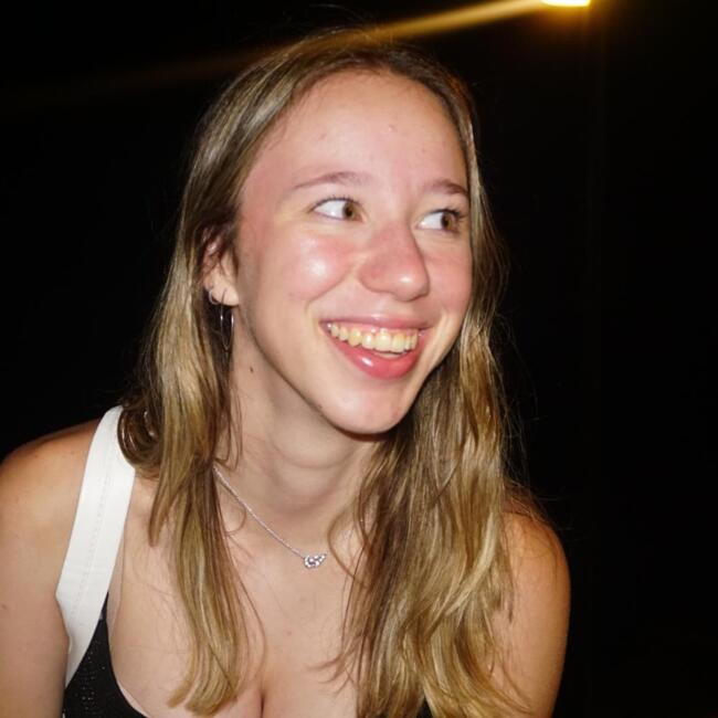 Canguro en Madrid: Lara