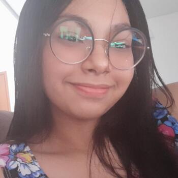 Babysitter Londrina: Emanuely