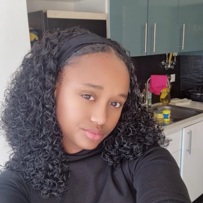 Babysitter in Oeiras: Ariana