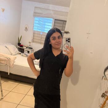 Babysitter in Toa Alta: Charymar