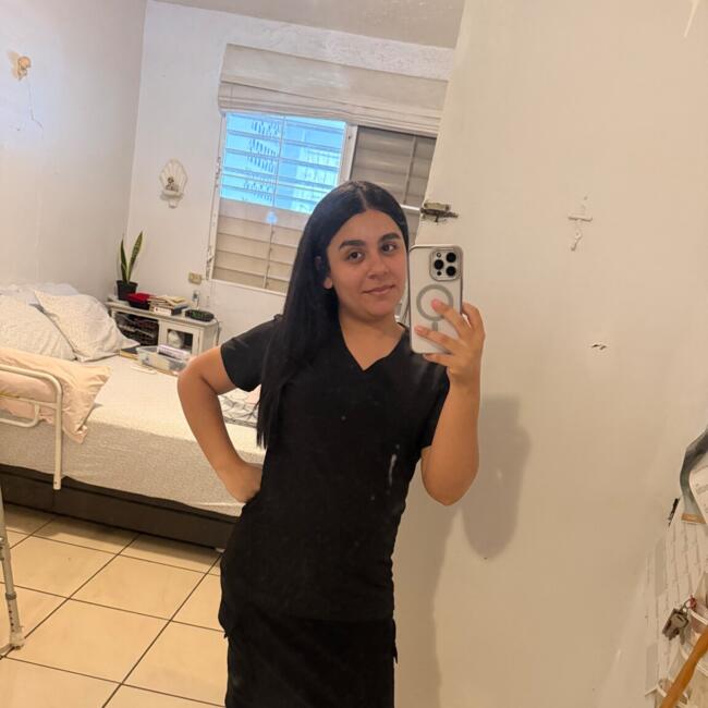 Babysitter in Toa Alta: Charymar