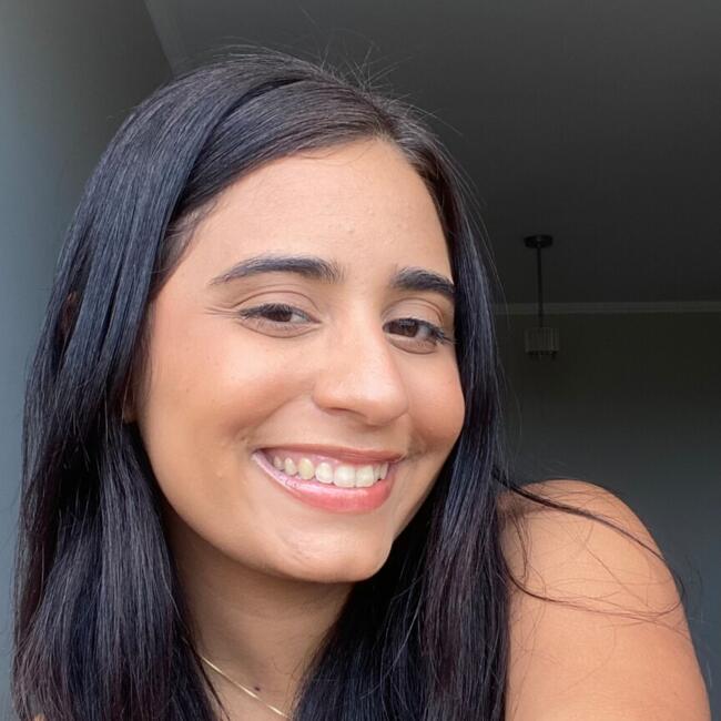 Babysitter in Vila Velha: Geovana