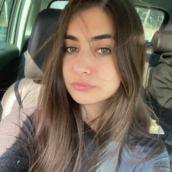 Baby-sitter in Paris: Nia