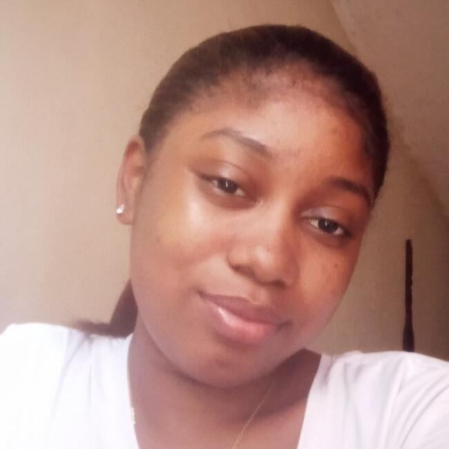 Babysitter in Cristóbal: Emilianis