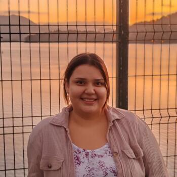 Babysitter in La Fortuna: Pamela